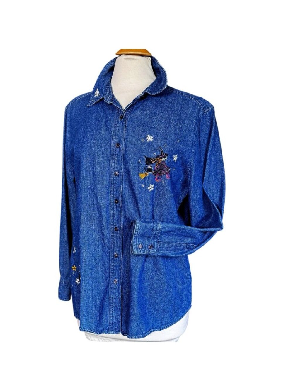 Womans Classic Elements size 12 Denim Halloween embroidered long sleeve shirt
